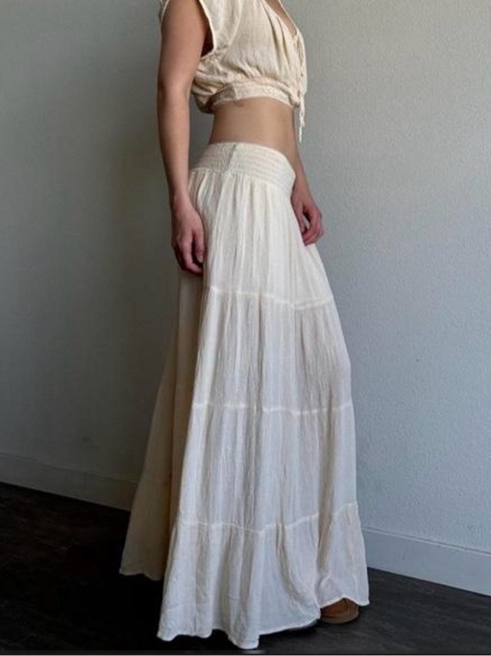 Super sexy & flattering vintage 2000’s free people boho white maxi skirt set - Picture 4 of 4